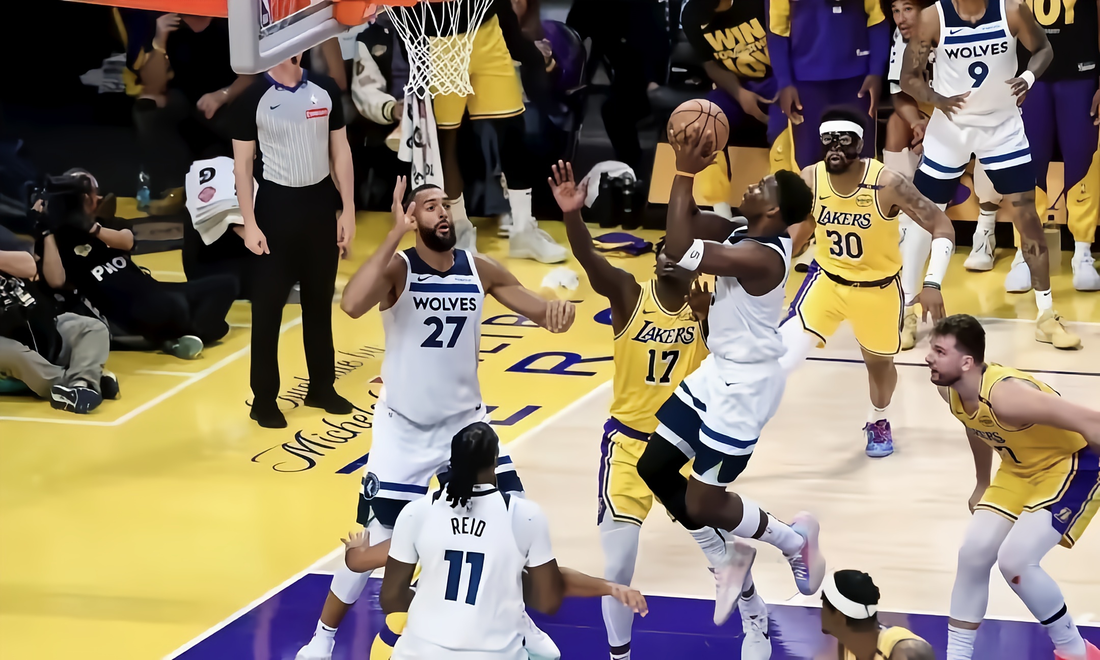 关于窗口期明尼苏达森林狼调整名单以备NBA季后赛，造点机会环节打磨，震撼外界，球队文化再被提及的信息