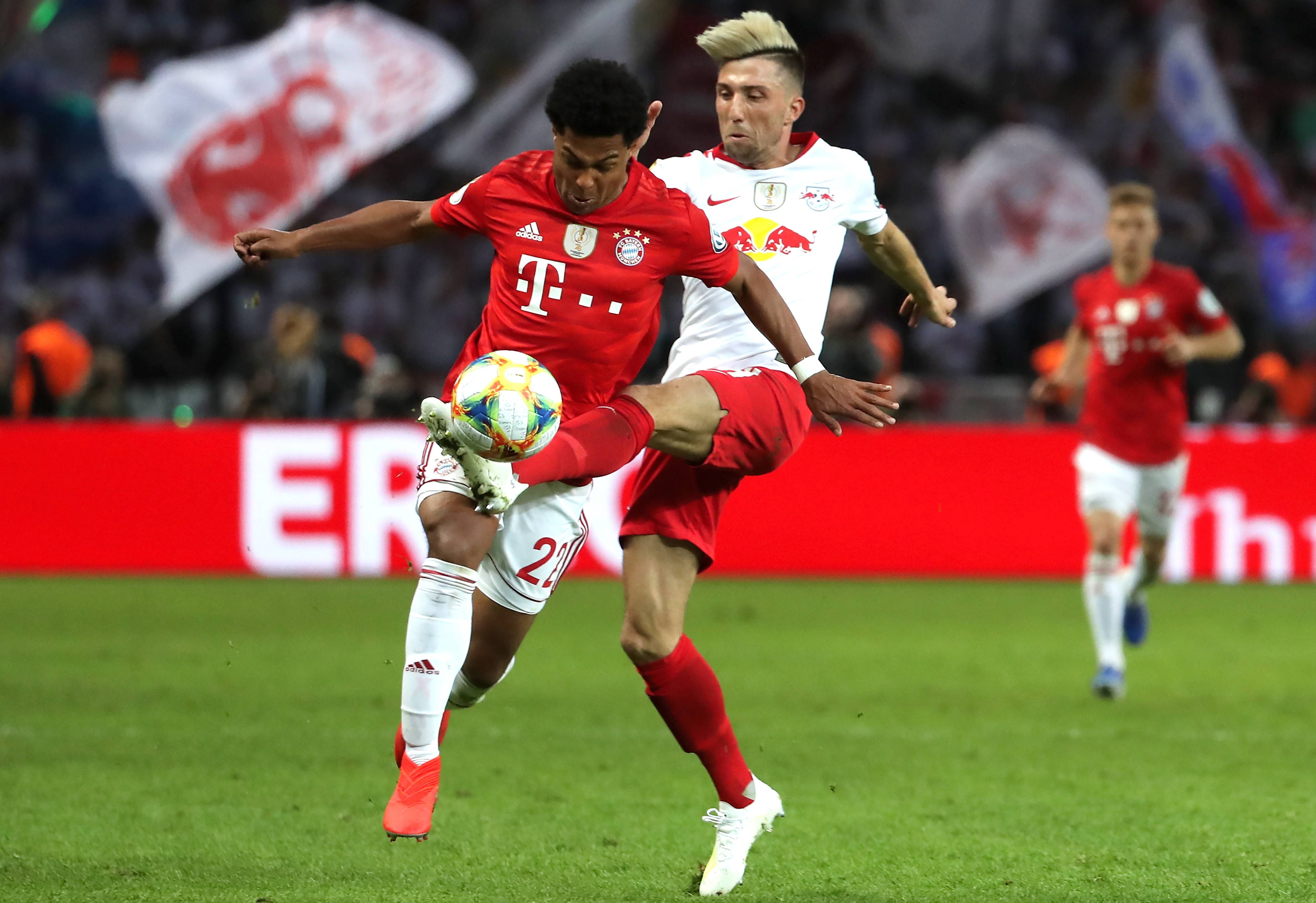 包含赛前巴塞罗那调整名单以备德甲，防线松动环节打磨，目标明确，年轻球员得到机会的词条